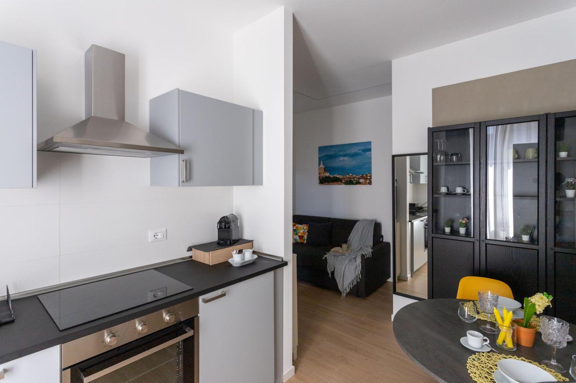 Casa Monti - Pavia City - By Host4U ภายนอก รูปภาพ